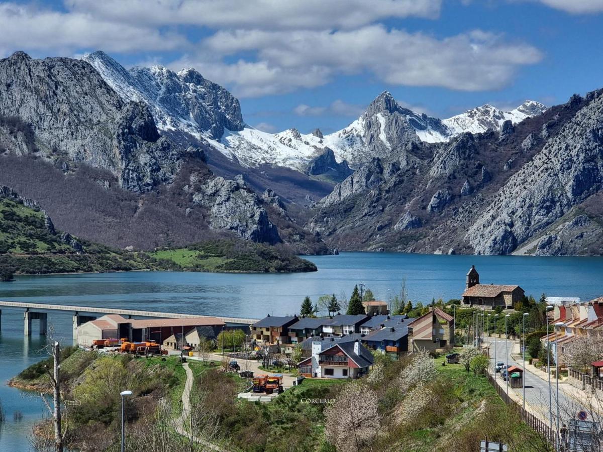 Hostal Sainz Рианьо Экстерьер фото