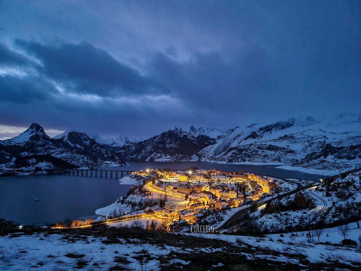 Hostal Sainz Рианьо Экстерьер фото