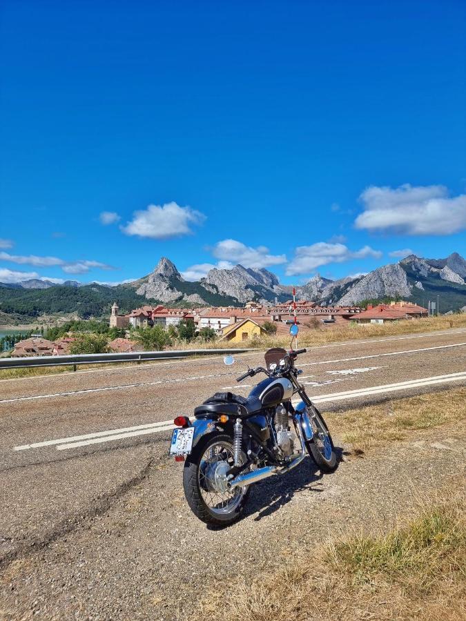 Hostal Sainz Рианьо Экстерьер фото