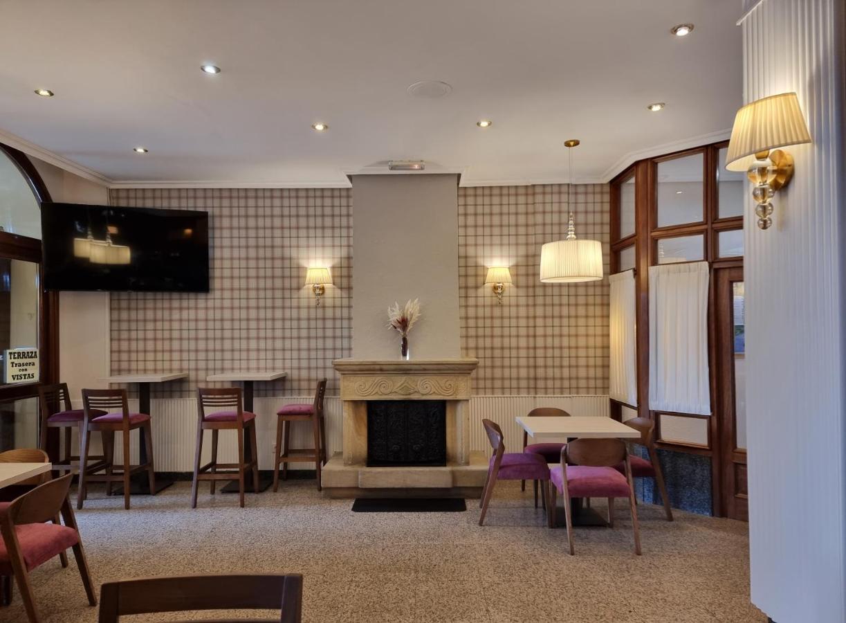 Hostal Sainz Рианьо Экстерьер фото