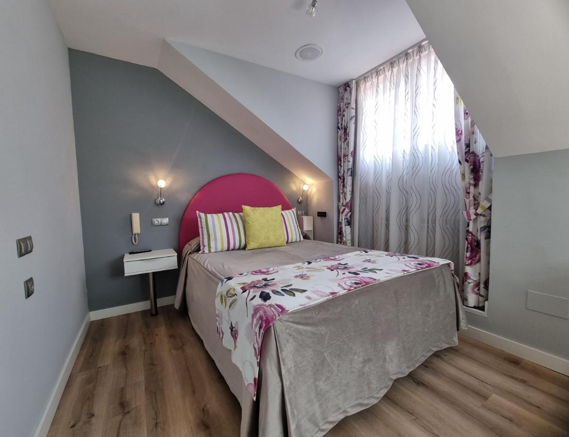 Hostal Sainz Рианьо Экстерьер фото