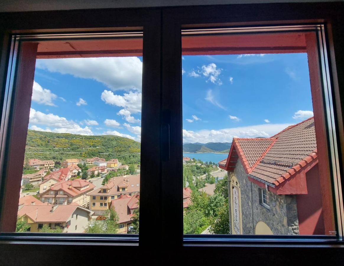 Hostal Sainz Рианьо Экстерьер фото