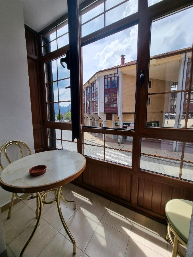 Hostal Sainz Рианьо Экстерьер фото