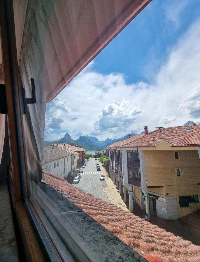 Hostal Sainz Рианьо Экстерьер фото