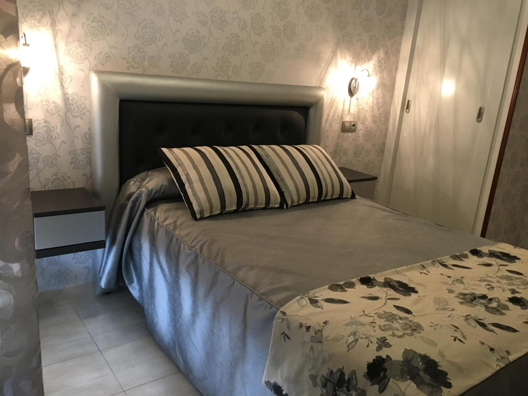Hostal Sainz Рианьо Экстерьер фото