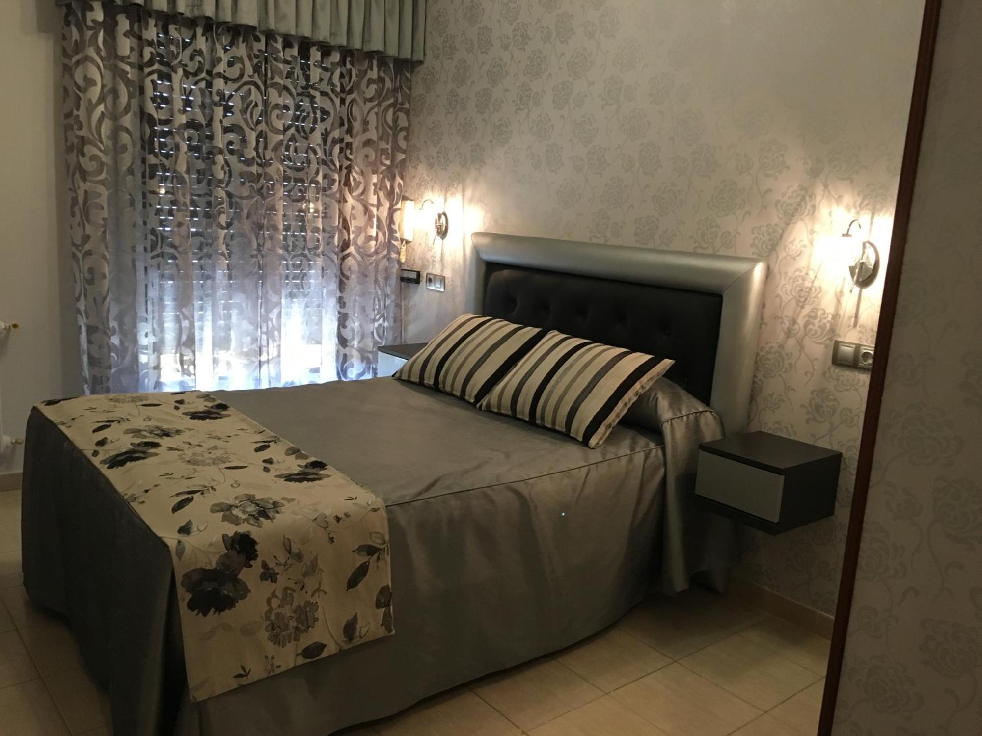Hostal Sainz Рианьо Экстерьер фото