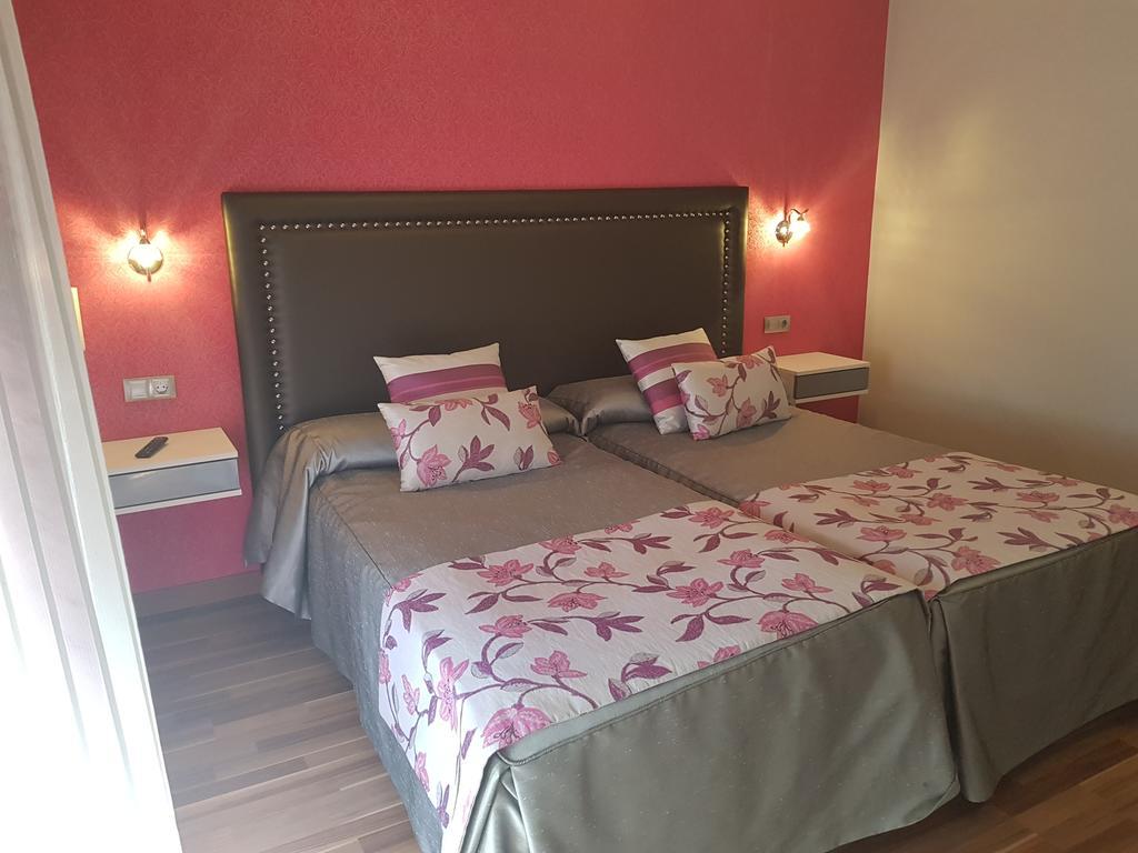 Hostal Sainz Рианьо Экстерьер фото